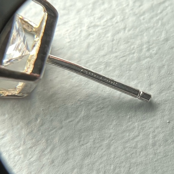 💕Host Pick💕 925 sterling silver sparkly earrings - Picture 11 of 11